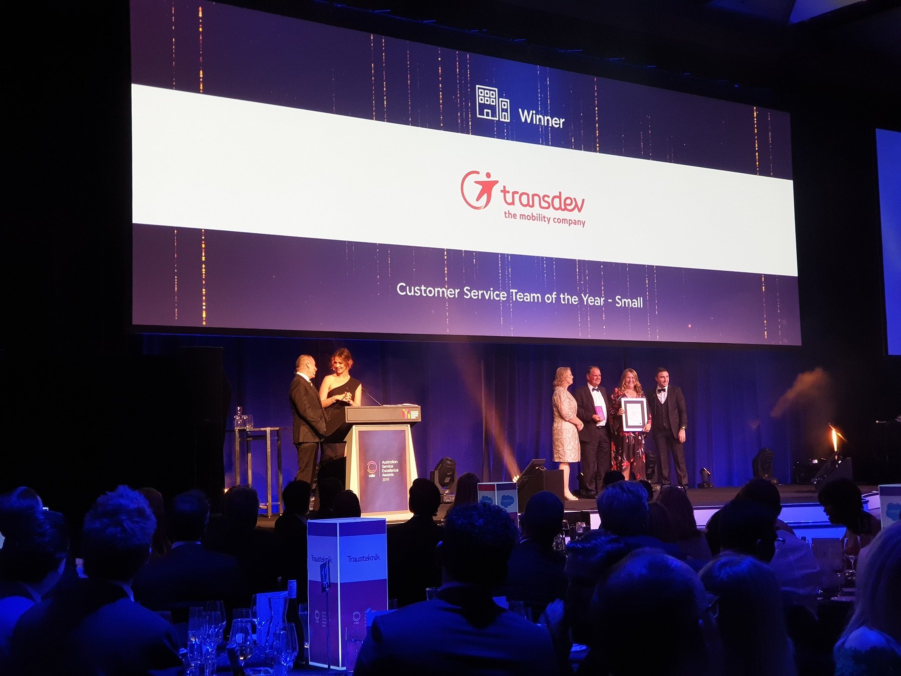 Image of Transdev Sydney team receiving customer service award