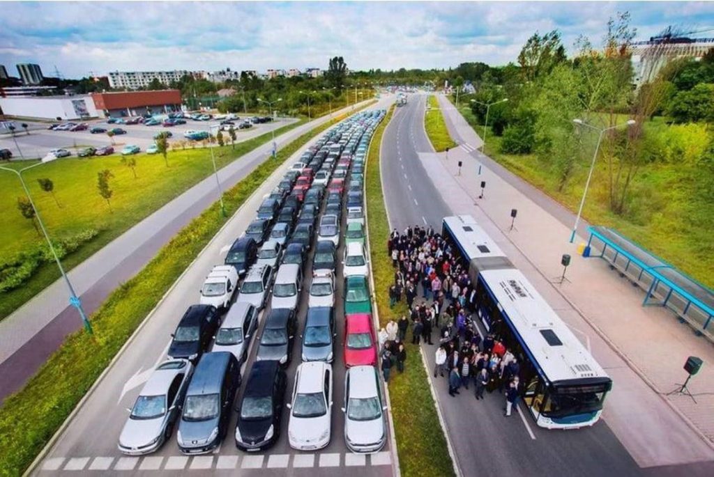 Auckland bus versus car comparison